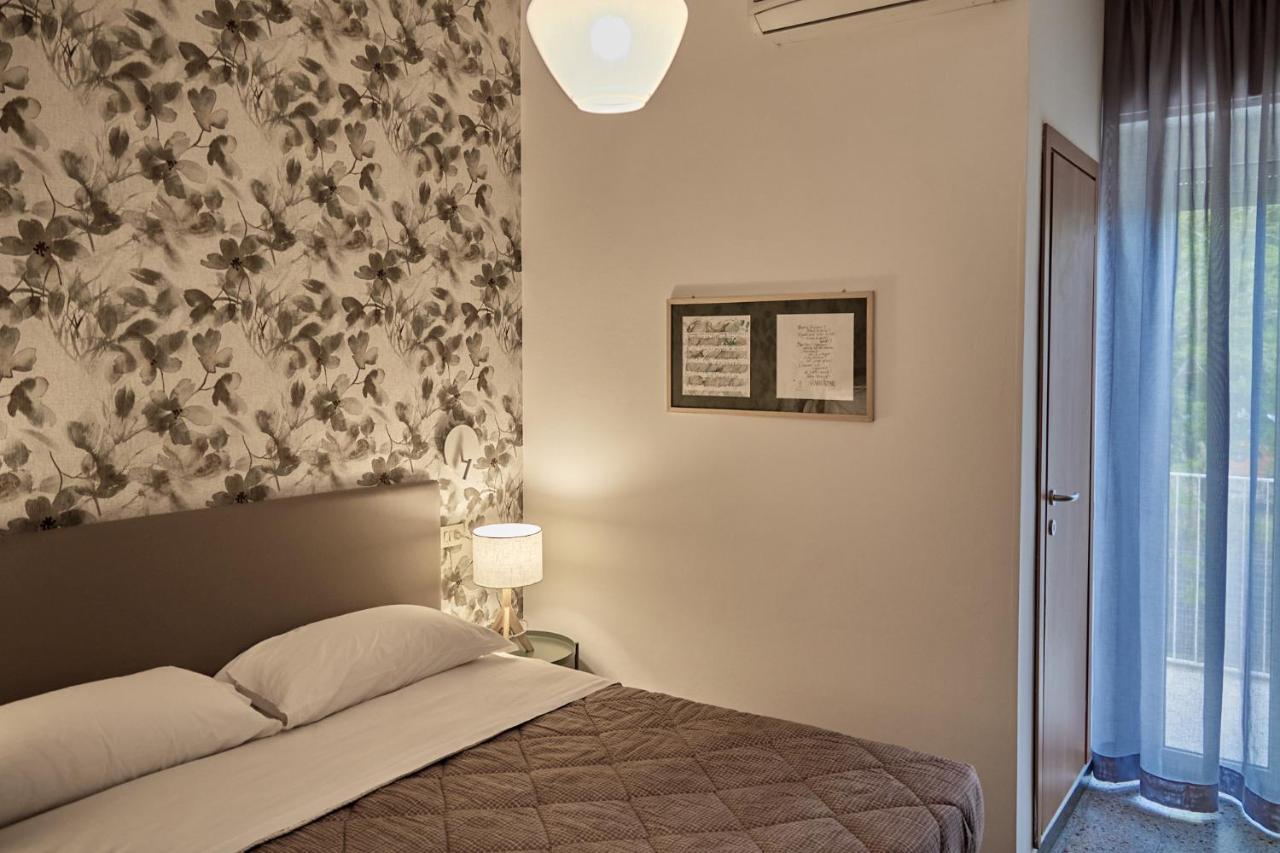 Hotel Spring 리미니 외부 사진
